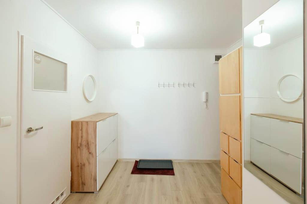 Wawaview! Studio With An Amazing View! Powisle. Varsovie Extérieur photo