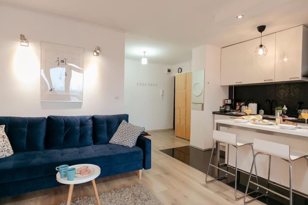 Wawaview! Studio With An Amazing View! Powisle. Varsovie Extérieur photo