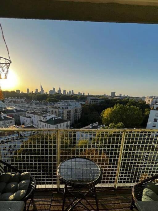 Wawaview! Studio With An Amazing View! Powisle. Varsovie Extérieur photo